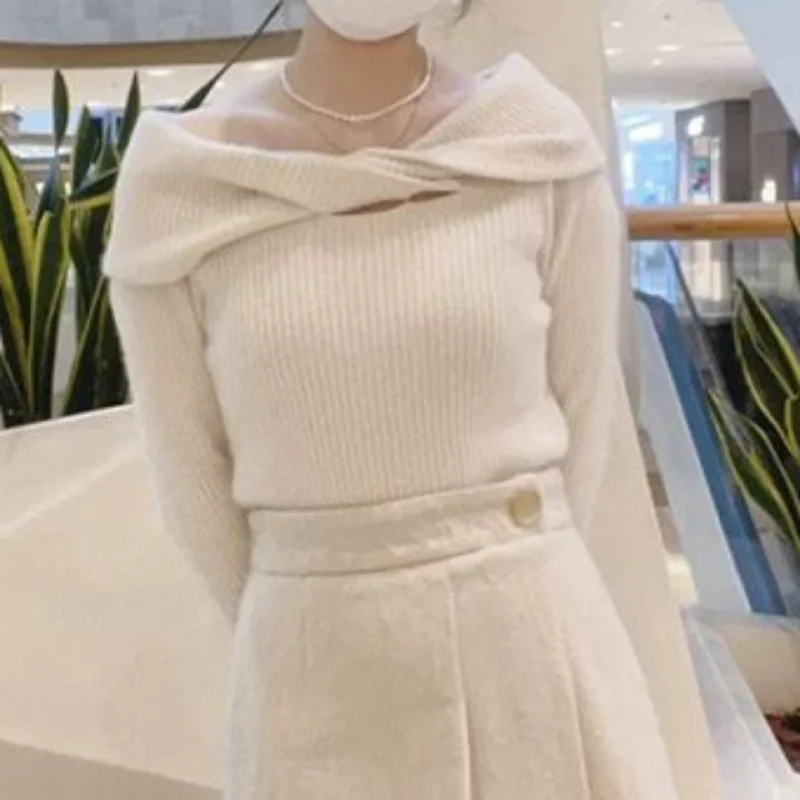 Wakuta Long Sleeve Knitted Pullover Jumpers JAPAN Jersey Mujer Pull Femme Square Collar Off-shoulder Solid Color Sweaters
Wakuta Long Sleeve Knitted Pullover Jumpers JAPAN Jersey Mujer Pull Femme Square Collar Off-shoulder Solid Color Sweaters