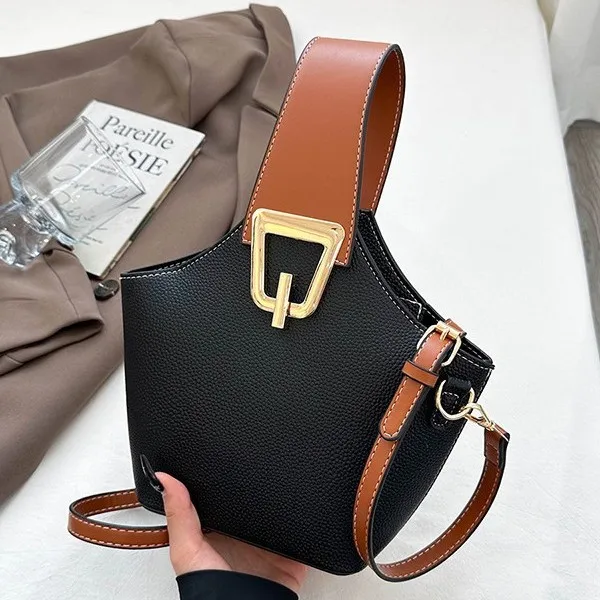 New Contrasting Color Bucket Bag Women's Niche Design Shoulder Handbag Casual Fashion Texture Versatile
New Contrasting Color Bucket Bag Women's Niche Design Shoulder Handbag Casual Fashion Texture Versatile