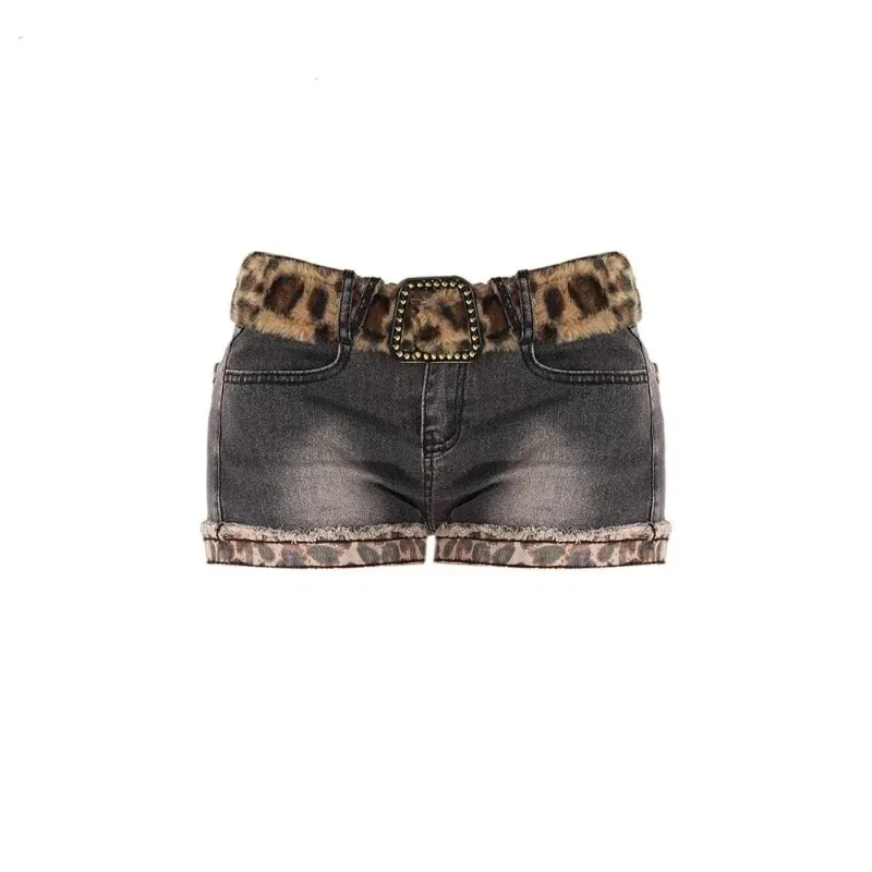 Women Y2K Retro Leopard Trim Denim Shorts Cuffed Hem Slim Hip Wrap Hot Pants Sexy Streetwear Short Jeans
Women Y2K Retro Leopard Trim Denim Shorts Cuffed Hem Slim Hip Wrap Hot Pants Sexy Streetwear Short Jeans