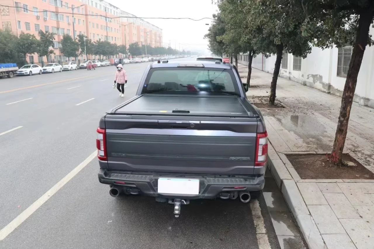Truck Pickup Bed Cover Retractable Roller Lid Hard Maverick Tonneau Cover for F150
Truck Pickup Bed Cover Retractable Roller Lid Hard Maverick Tonneau Cover for F150