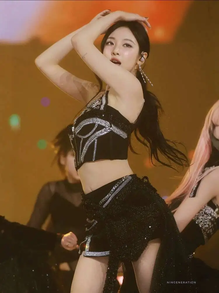 Girl Group Ning Yizhuo Same Style Supernova Stage Outfit Kpop Road Show Jazz Stage Performance Costume
Girl Group Ning Yizhuo Same Style Supernova Stage Outfit Kpop Road Show Jazz Stage Performance Costume