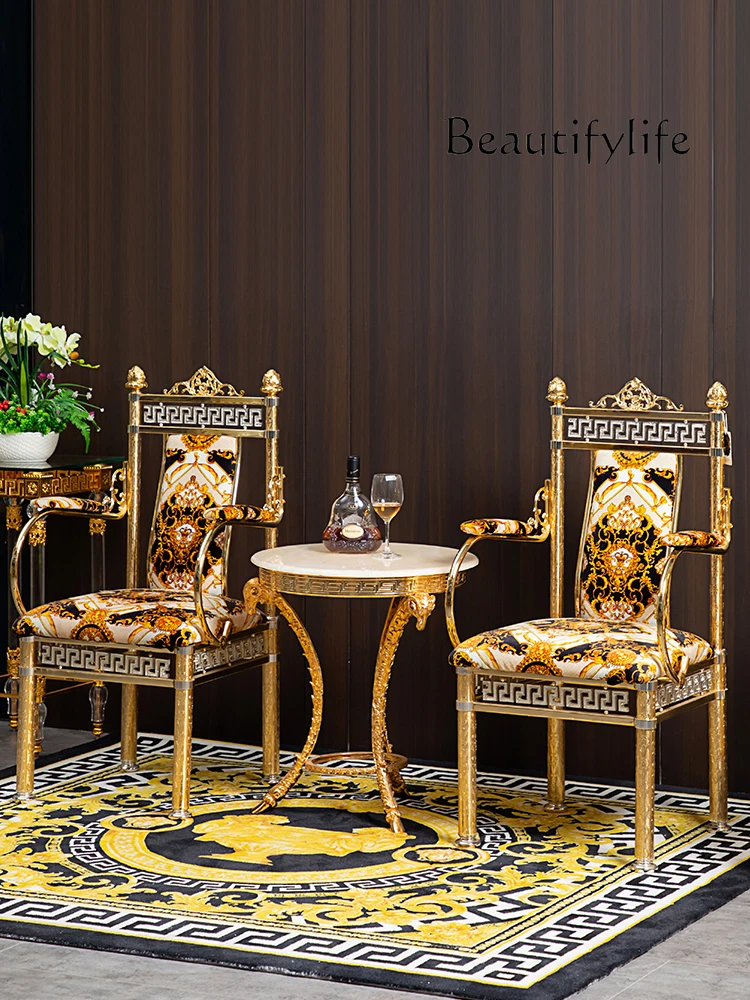 Comfortable sedentary luxury chair European retro leisure with armrest chair negotiation table chair
Comfortable sedentary luxury chair European retro leisure with armrest chair negotiation table chair
