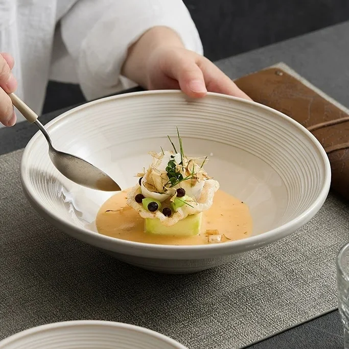 Retro Cerc Noodle Bowl Large Size Screw Teaded Hut Sle Soup Bowl Japanese Dining Utensils Home Use Rice Bowl
Retro Cerc Noodle Bowl Large Size Screw Teaded Hut Sle Soup Bowl Japanese Dining Utensils Home Use Rice Bowl