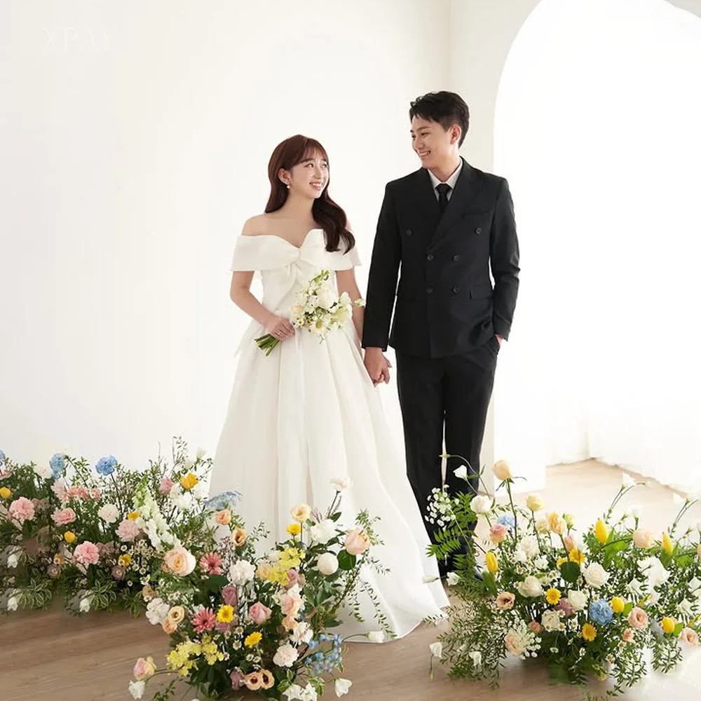 XPAY Off Shoulder Reception Ball Gown Organza Korea A Line Wedding Dresses Photography Shoot Customised Bride Dress Floor-Length
XPAY Off Shoulder Reception Ball Gown Organza Korea A Line Wedding Dresses Photography Shoot Customised Bride Dress Floor-Length