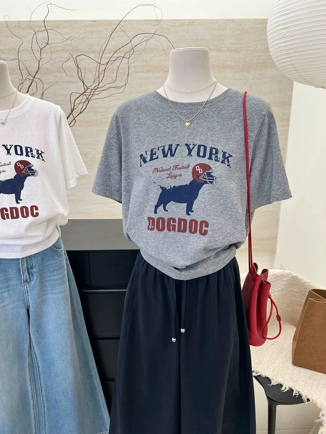 Korean Casual Style Loose Cartoon Printed T-shirt Women's Spring/summer O-neck Short-sleeved T-shirt Fashion Female Clothes
Korean Casual Style Loose Cartoon Printed T-shirt Women's Spring/summer O-neck Short-sleeved T-shirt Fashion Female Clothes