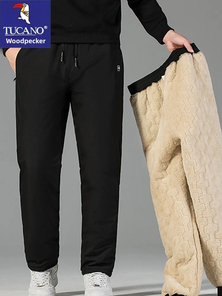 High-End Lamb Velvet Men's Winter Thiened Warm Outdoor Casual Straight Leg Pants Waterproof Tucano Brand Casual Pants
High-End Lamb Velvet Men's Winter Thiened Warm Outdoor Casual Straight Leg Pants Waterproof Tucano Brand Casual Pants