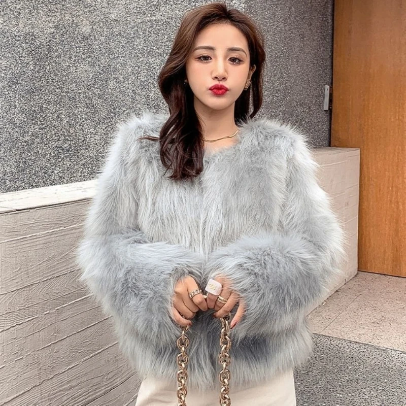 2026 New Imitate Fox Hair Environmental Protection Fur Autumn/Winter Stand Collar Short Fur Coat Women's Thick Warm Jacket Brown
2026 New Imitate Fox Hair Environmental Protection Fur Autumn/Winter Stand Collar Short Fur Coat Women's Thick Warm Jacket Brown