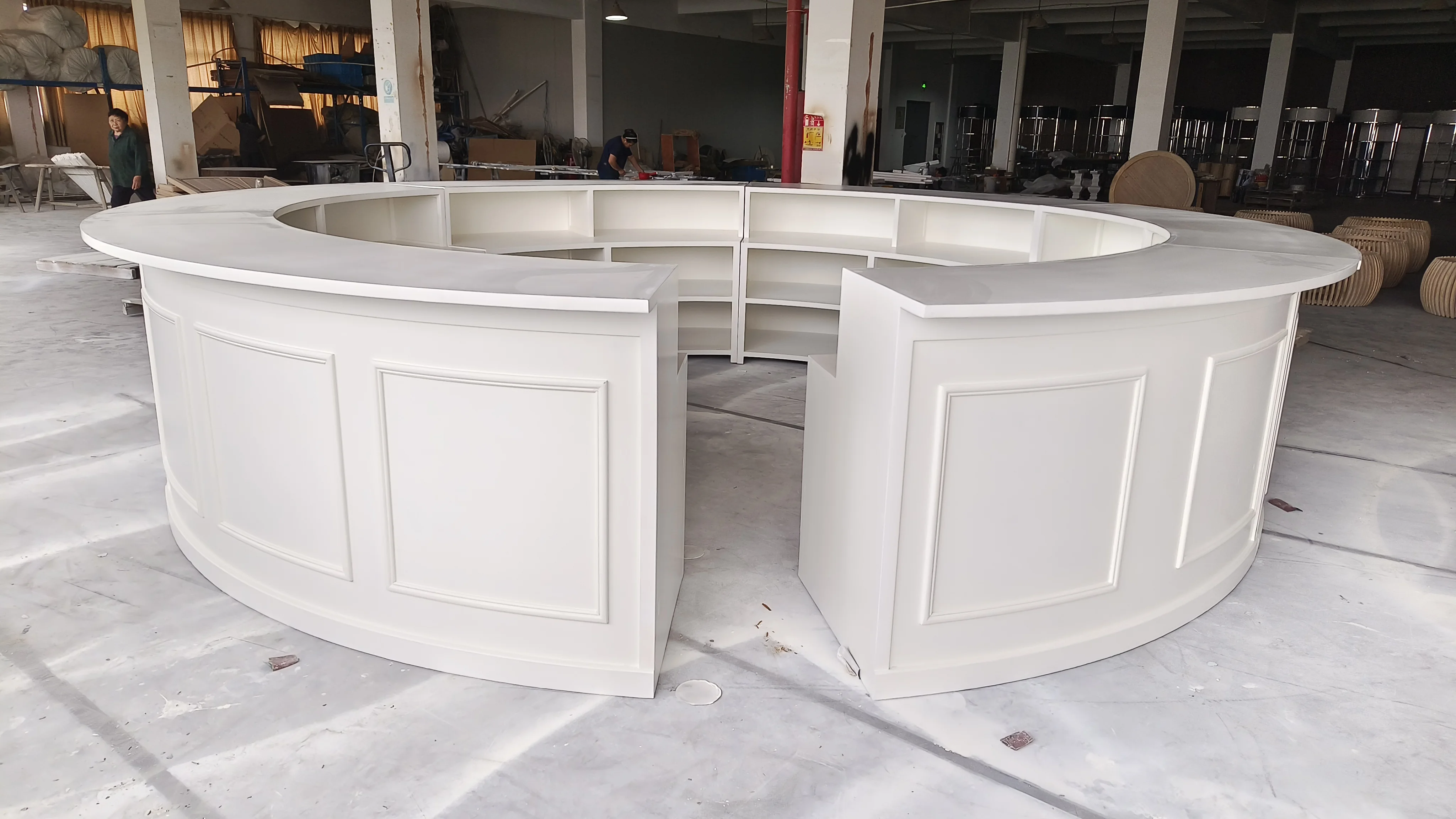 Factory Make White Full Big Circular Ready Made bar Counter Multilayer Storage Night Club Wooden Reception Counter
Factory Make White Full Big Circular Ready Made bar Counter Multilayer Storage Night Club Wooden Reception Counter