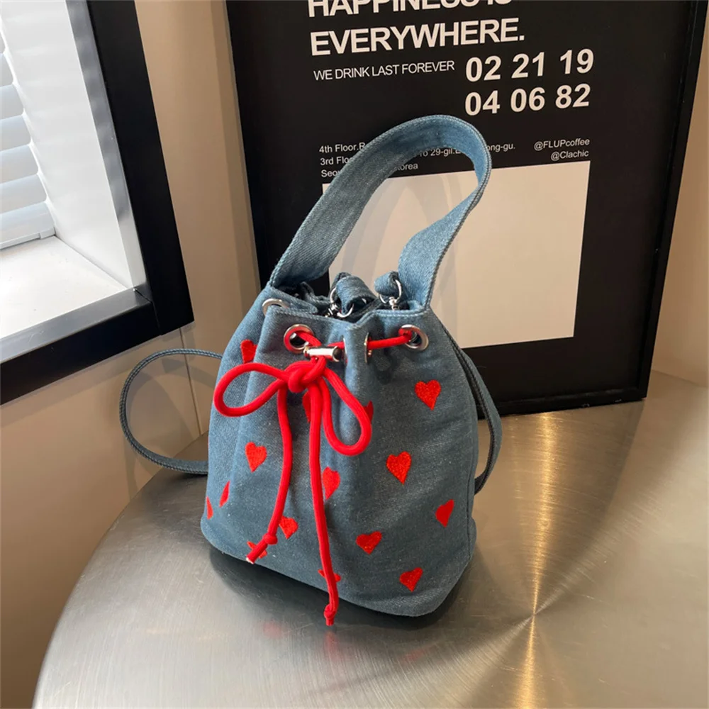 Embroidery Love Heart Drawstring Shoulder Bag Sweet Crossbody Mini Bucket Bag Portable Mobile Phone Bag Ladies Shopping Bags
Embroidery Love Heart Drawstring Shoulder Bag Sweet Crossbody Mini Bucket Bag Portable Mobile Phone Bag Ladies Shopping Bags