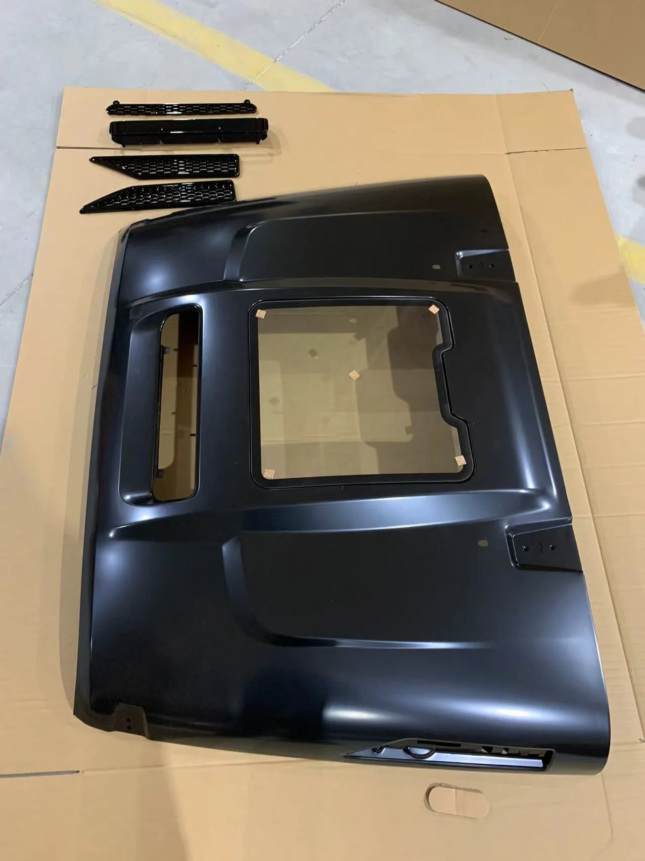 New Style Off Road Hood Black Engine Hood With Glass for Jeep Wrangler JK/JL/JT
New Style Off Road Hood Black Engine Hood With Glass for Jeep Wrangler JK/JL/JT