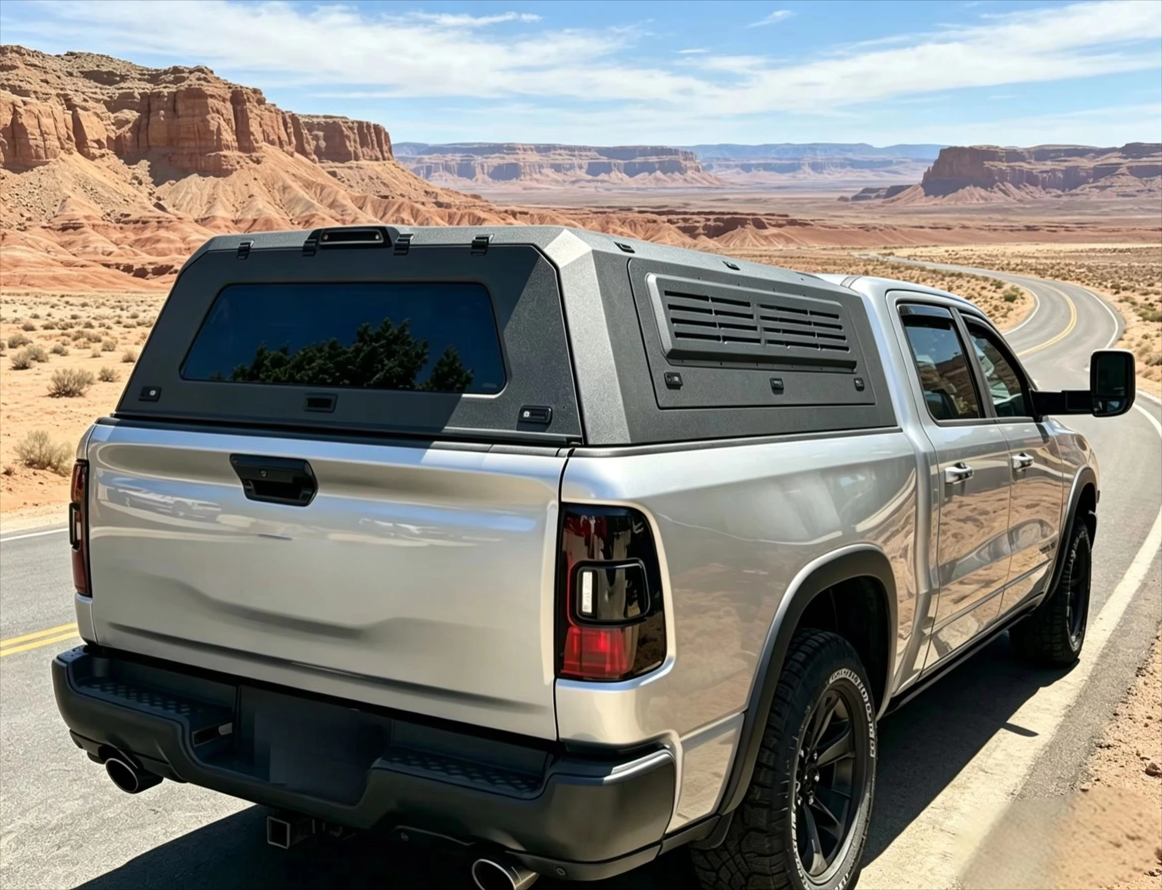 Custom 3-Door Lockable Pickup Canopy Hardtop 2.0mm Aluminum Alloy Truck Bed Cap for 5ft / 6ft Short & Long Bed
Custom 3-Door Lockable Pickup Canopy Hardtop 2.0mm Aluminum Alloy Truck Bed Cap for 5ft / 6ft Short & Long Bed