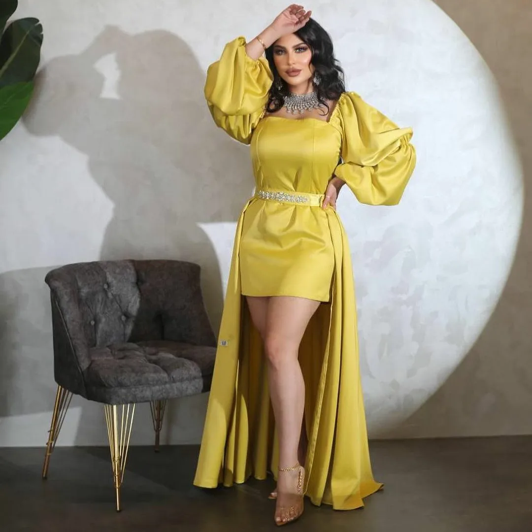 BridalAffair Vintage Short Yellow Satin Evening Dresses With Sleeves Sheath Square Neck Pleated Above Knee Length Prom Dresses
BridalAffair Vintage Short Yellow Satin Evening Dresses With Sleeves Sheath Square Neck Pleated Above Knee Length Prom Dresses