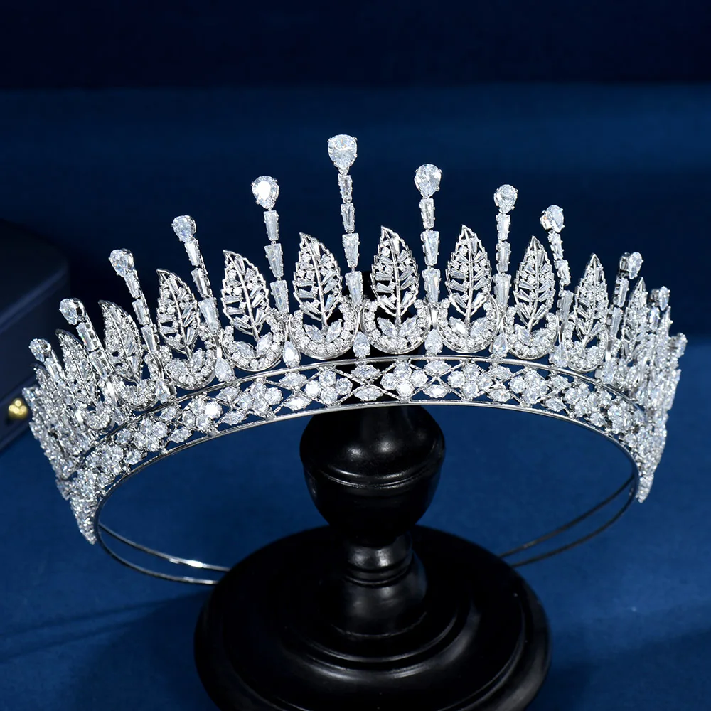HIBRIDE Baguette Ladies Wedding Hair Accessories Gorgeous Headband for Women Bridal Party Tiara and Crown Fashion Jewelry C-35
HIBRIDE Baguette Ladies Wedding Hair Accessories Gorgeous Headband for Women Bridal Party Tiara and Crown Fashion Jewelry C-35