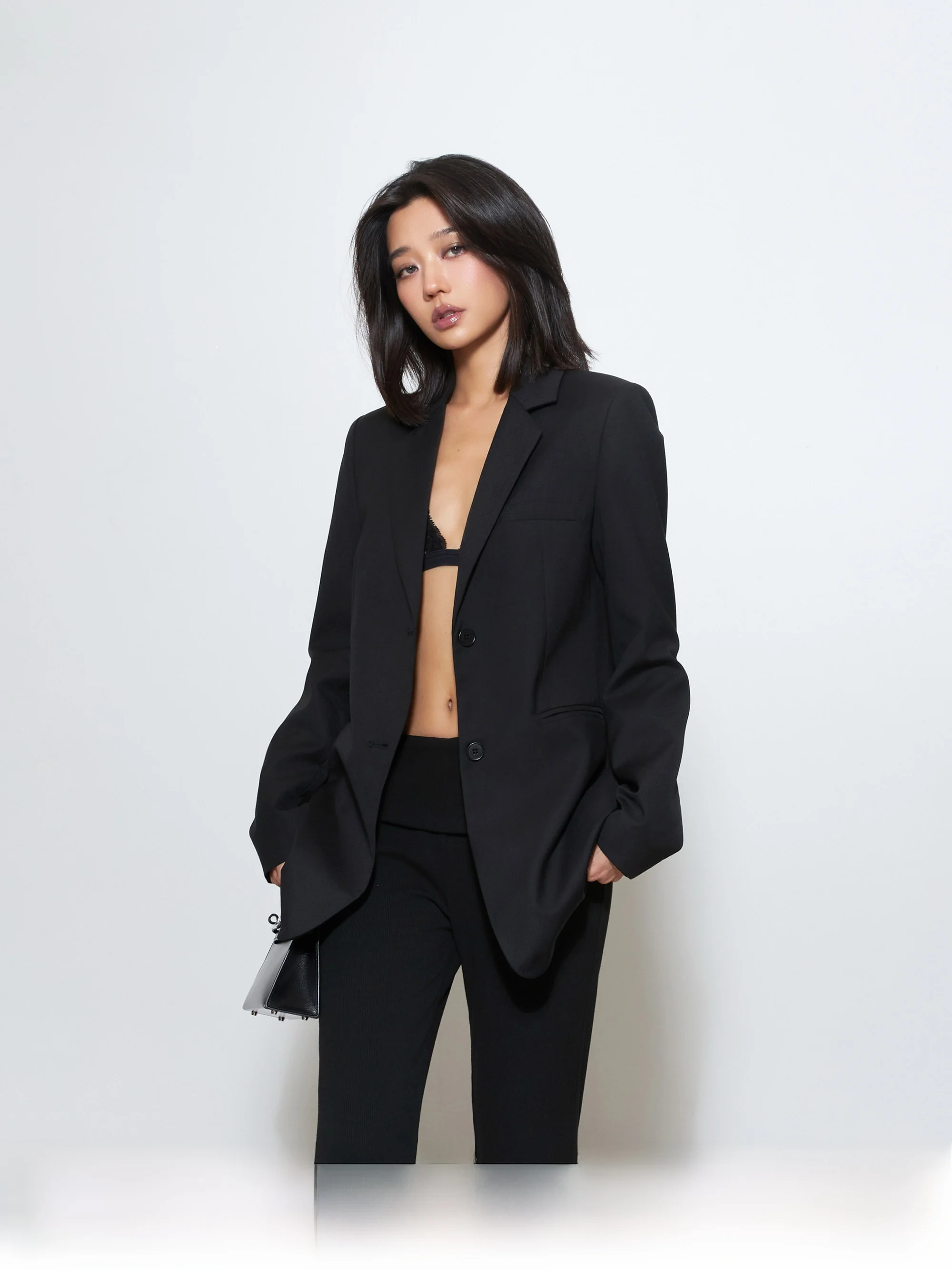 Mat Faion, тонкий повседневный утягивающий костюм для похудения, новинка 2025, маленький женский костюм Jaet MIRANDA SONG для отдыха и поездок на работу
Mat Faion, тонкий повседневный утягивающий костюм для похудения, новинка 2025, маленький женский костюм Jaet MIRANDA SONG для отдыха и поездок на работу