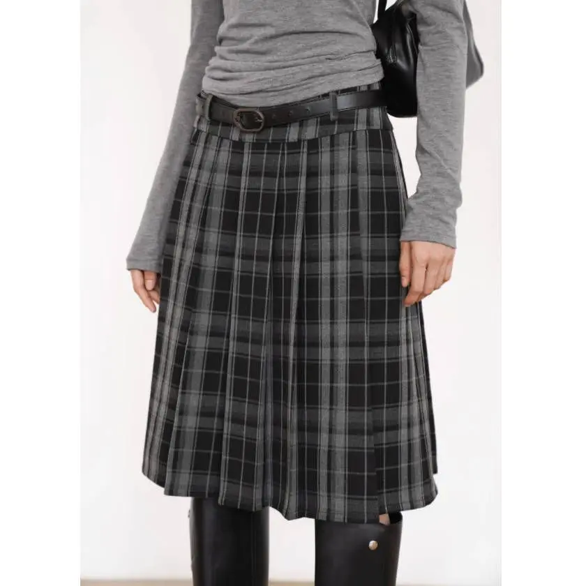Korean style Preppy High-Waist Pleated A-Line Skirt, Slimming Vintage Plaid Midi Skirt with Elegant Style
Korean style Preppy High-Waist Pleated A-Line Skirt, Slimming Vintage Plaid Midi Skirt with Elegant Style