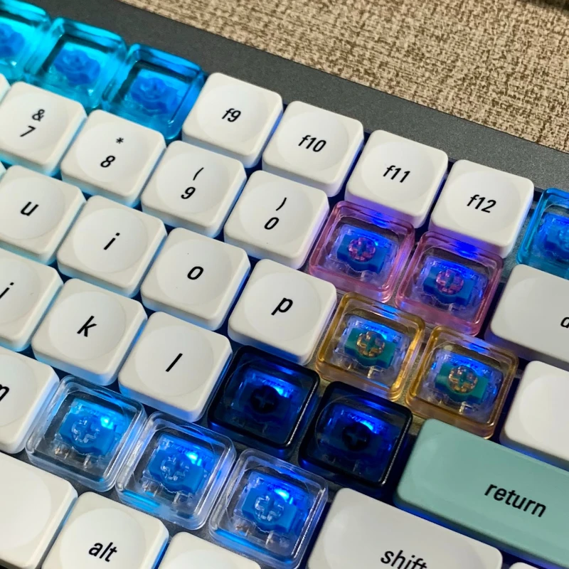 Прозрачные кастомные низкопрофильные кейкапы LCK 40S с перекрестным расположением клавиш, милые мультяшные аниме-кейкапы из PBT с сублимационной печатью, ультратонкие, для геймеров
Прозрачные кастомные низкопрофильные кейкапы LCK 40S с перекрестным расположением клавиш, милые мультяшные аниме-кейкапы из PBT с сублимационной печатью, ультратонкие, для геймеров