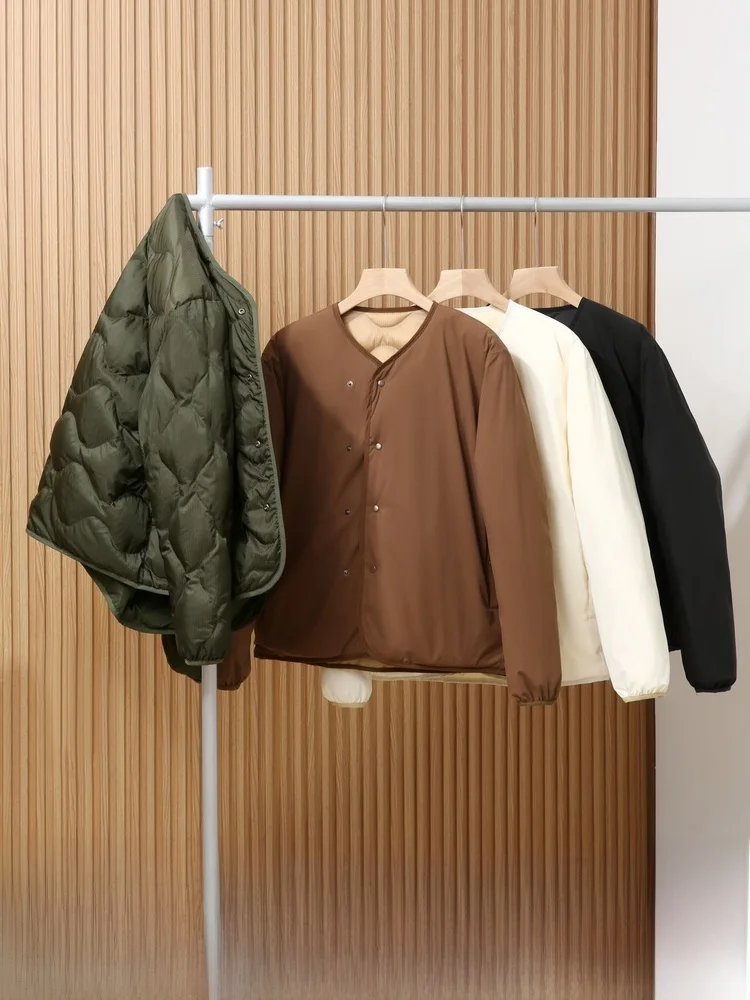 Casual Loose Double-Sided Wear White Du down Padded Jaet Outdoor Leisure Faion Stitching Polyester Fiber round Ne But...
Casual Loose Double-Sided Wear White Du down Padded Jaet Outdoor Leisure Faion Stitching Polyester Fiber round Ne But...