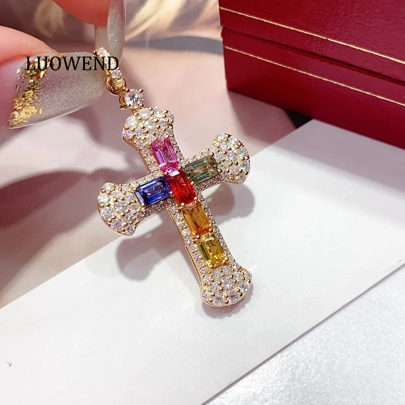 LUOWEND 100% 18K Yellow Gold Pendant Women Luxury Cross Shape Shiny Diamond Natural Color Sapphire Necklace Pendant Fine Jewelry
LUOWEND 100% 18K Yellow Gold Pendant Women Luxury Cross Shape Shiny Diamond Natural Color Sapphire Necklace Pendant Fine Jewelry