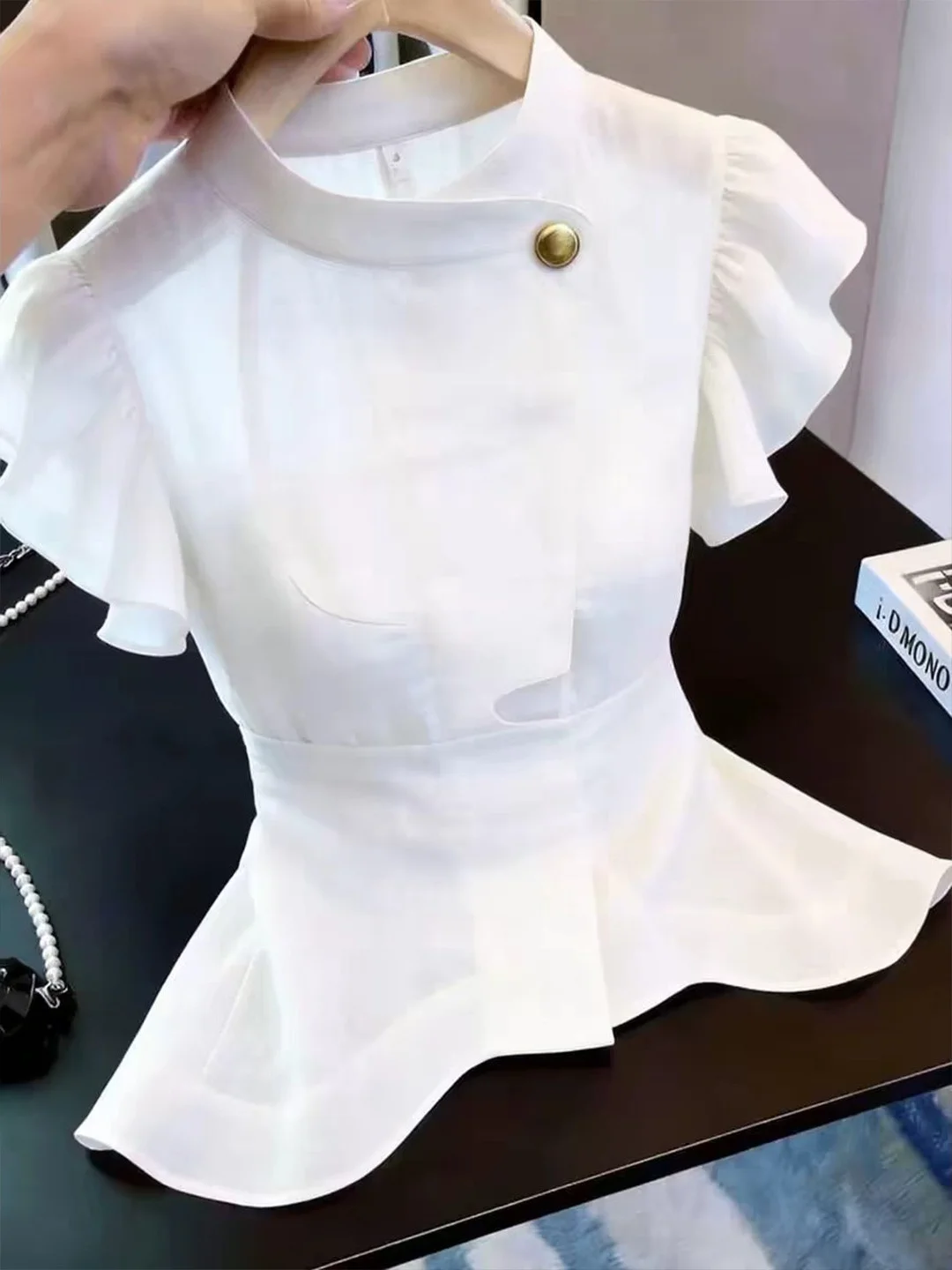 Fashionable Summer 2026 Slim Fit Shirt with Fly Sleeve Design Pure Color Top Women's Korean Style Straight Cut Commute Style
Fashionable Summer 2026 Slim Fit Shirt with Fly Sleeve Design Pure Color Top Women's Korean Style Straight Cut Commute Style