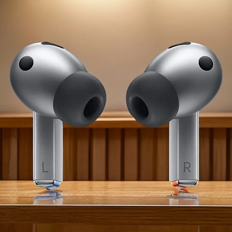 New high-quality in ear Bluetooth earphones suitable for R630Buds3pro transparent cover wireless earphones
New high-quality in ear Bluetooth earphones suitable for R630Buds3pro transparent cover wireless earphones