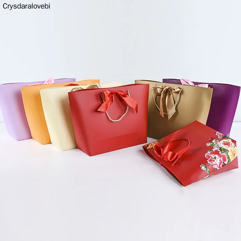 10pcs Gift Box Packaging Gold Handle Paper Gift Bags Kraft Paper Wedding Favors for Guests Baby Shower Birthday Party Decoration
10pcs Gift Box Packaging Gold Handle Paper Gift Bags Kraft Paper Wedding Favors for Guests Baby Shower Birthday Party Decoration