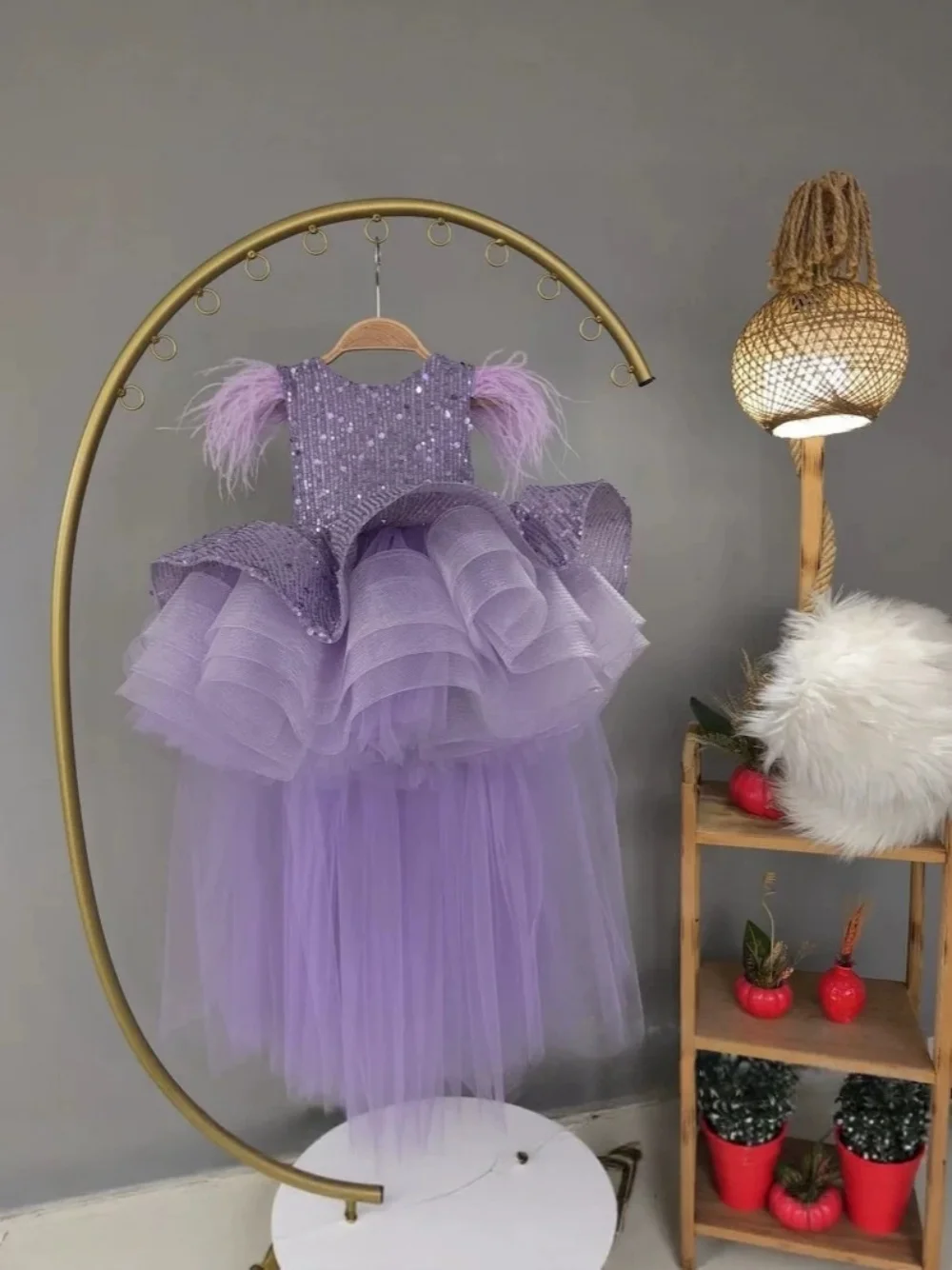 Custom Girls Sequin Feather Flower Girl Dress Wedding Party Gown Birthday Party Dress Beauty Pageant Tulle Dress فساتين اطفال
Custom Girls Sequin Feather Flower Girl Dress Wedding Party Gown Birthday Party Dress Beauty Pageant Tulle Dress فساتين اطفال