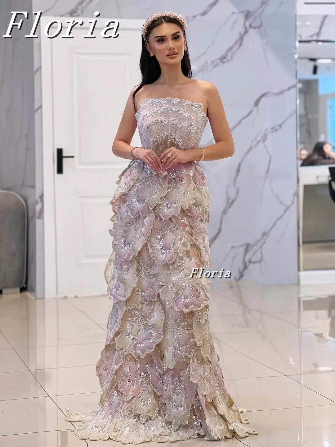 Многоцветные блестящие многоярусные платья для выпускного вечера контрастного цвета без бретелек с бисером вечернее платье 2026 платья на день рождения
Многоцветные блестящие многоярусные платья для выпускного вечера контрастного цвета без бретелек с бисером вечернее платье 2026 платья на день рождения