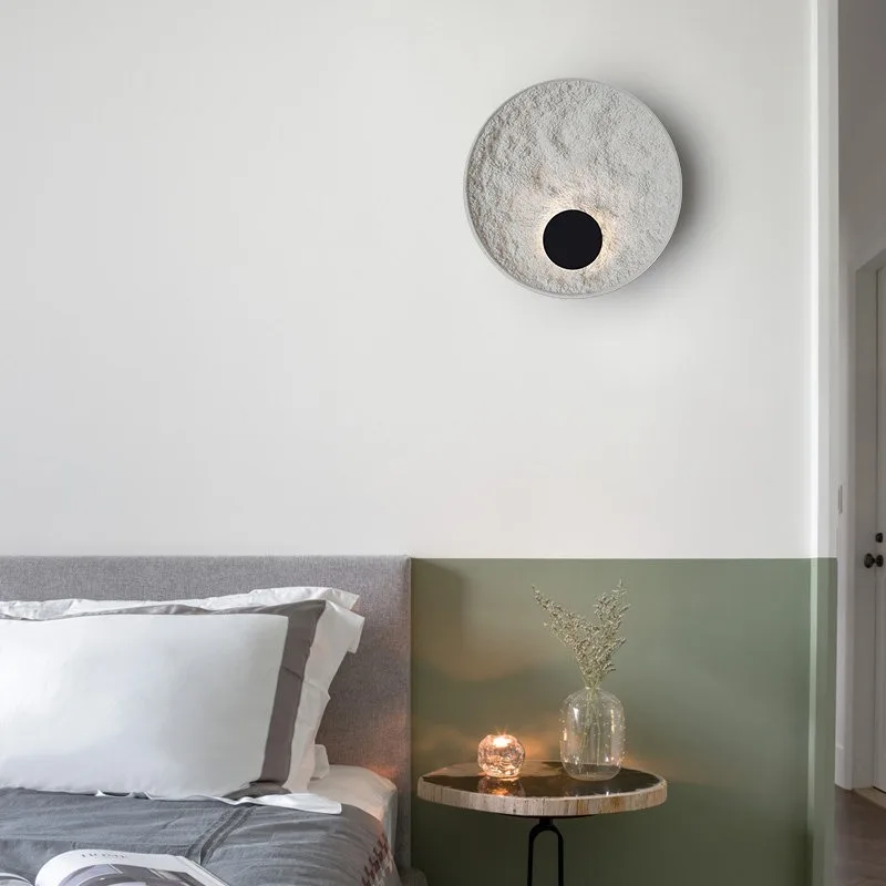 Nordic style bedside lamp, postmodern simple hotel villa living room corridor background wall wall lamp
Nordic style bedside lamp, postmodern simple hotel villa living room corridor background wall wall lamp