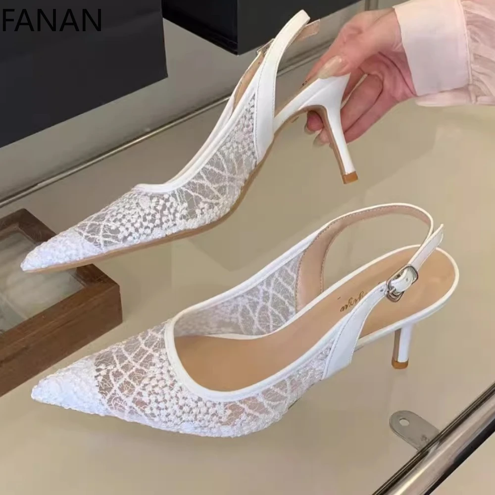Genuine Leather High Heel Sandals Fabric Embroidery White Sandals Women 2025 Sexy Wedding Shoes Party Single Shoes
Genuine Leather High Heel Sandals Fabric Embroidery White Sandals Women 2025 Sexy Wedding Shoes Party Single Shoes