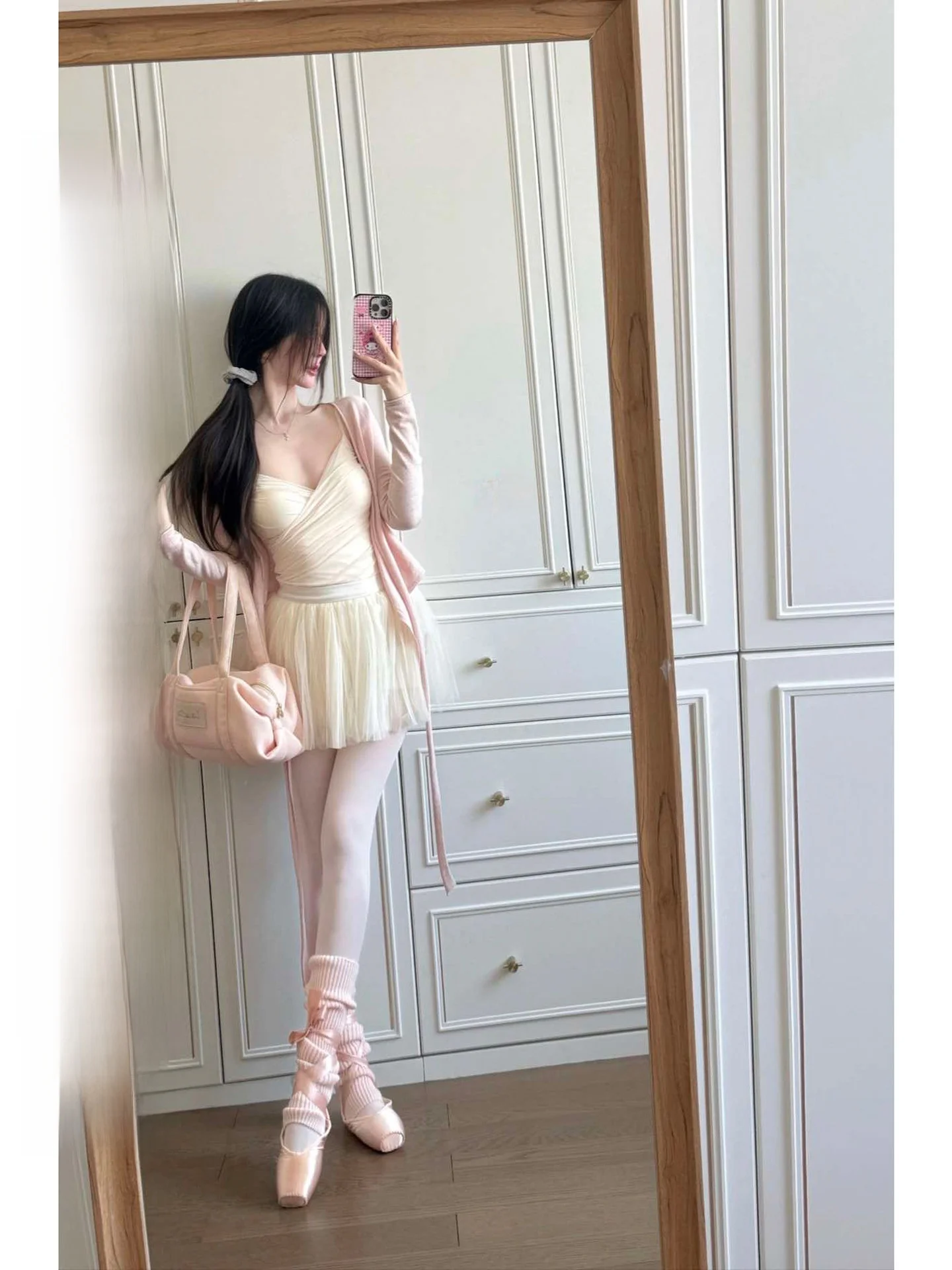 Юбка Pure Desire из атласа, фасон А-силуэт, пышные брюки, женская, с защитой от просвечивания, милая балетная юбка, средняя талия, нейлоновая ткань
Юбка Pure Desire из атласа, фасон А-силуэт, пышные брюки, женская, с защитой от просвечивания, милая балетная юбка, средняя талия, нейлоновая ткань