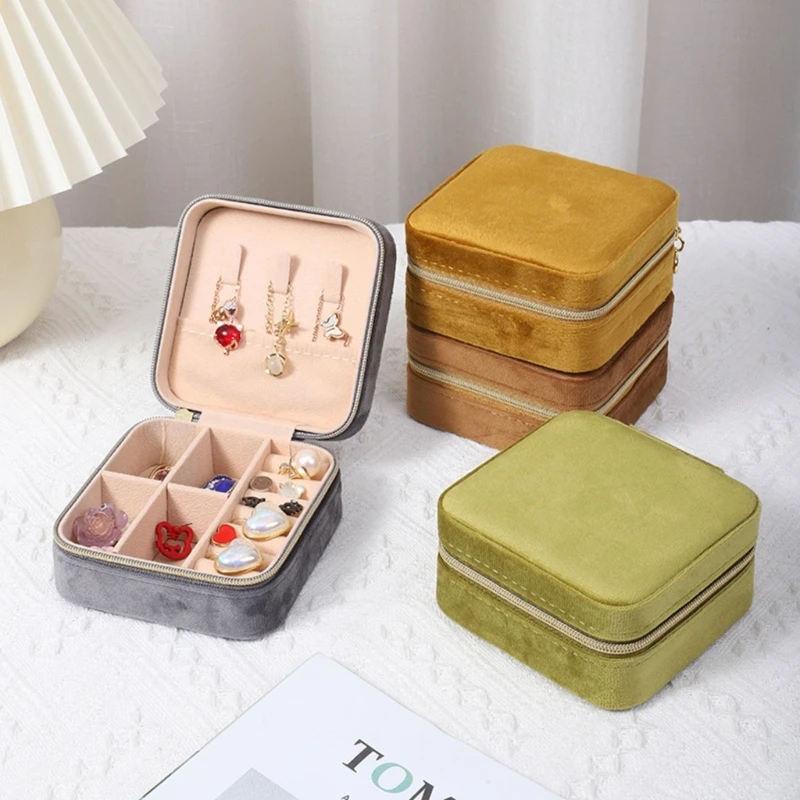 High-end Square Zipper Jewelry Box Travel Portable Jewelry Storage Bag Bracelet Earrings Jewelry
High-end Square Zipper Jewelry Box Travel Portable Jewelry Storage Bag Bracelet Earrings Jewelry