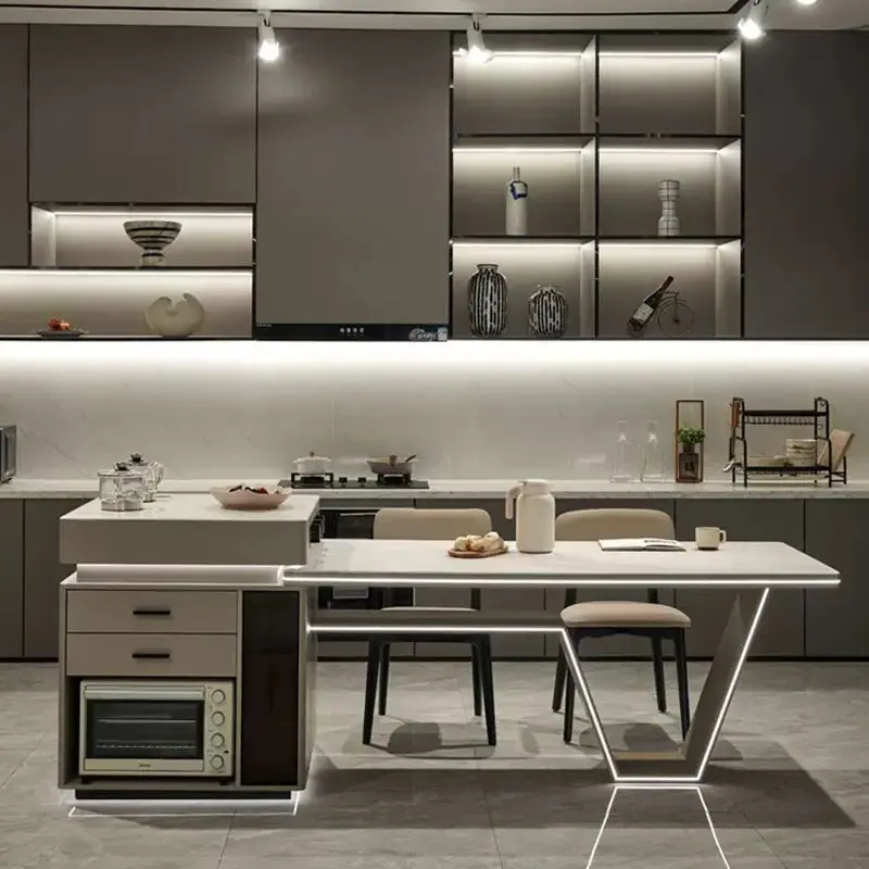 Простой современный кухонный стол с телескопической конструкцией и утолщенной столешницей из каменной плиты.
Простой современный кухонный стол с телескопической конструкцией и утолщенной столешницей из каменной плиты.