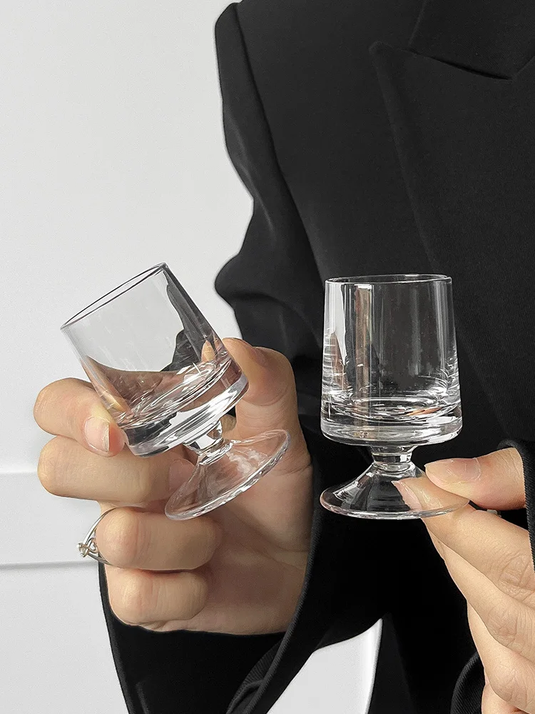 Glass White Wine Cup with Stand Small Strong Liquor Cup Portion Cup Home Use Nordic Style Simple Glass Cup for Drinking
Glass White Wine Cup with Stand Small Strong Liquor Cup Portion Cup Home Use Nordic Style Simple Glass Cup for Drinking