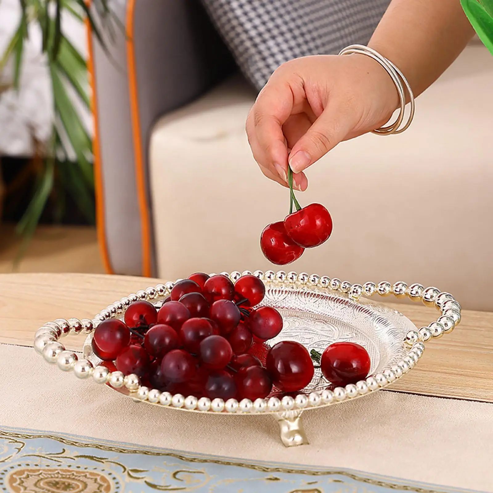 Круглый сервировочный поднос, декор для кофе, серьги, поднос для ювелирных изделий, органайзер для макияжа для свадьбы, дисплей для кексов, журнальный столик, вечеринка, гостиная
Круглый сервировочный поднос, декор для кофе, серьги, поднос для ювелирных изделий, органайзер для макияжа для свадьбы, дисплей для кексов, журнальный столик, вечеринка, гостиная