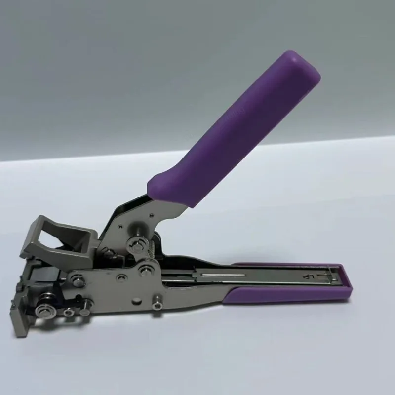 Splice pliers stapler type smt pick-up truck SMD-538 and CST-010 copper buckle MTL-80/60 without frame
Splice pliers stapler type smt pick-up truck SMD-538 and CST-010 copper buckle MTL-80/60 without frame