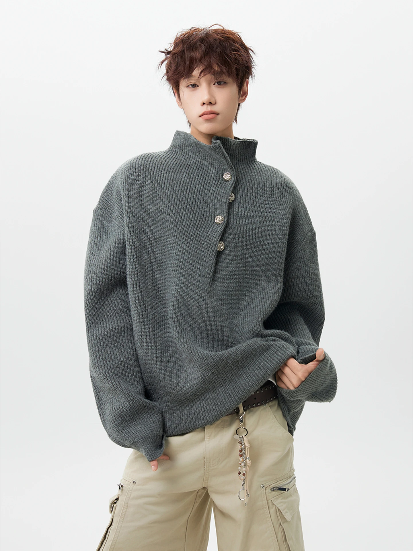 American Lazy Sle High Collar Men's Knitwear Winter f Open Metal Button Pit Stripe Texture Heavyweight Retro Knitted Swe...
American Lazy Sle High Collar Men's Knitwear Winter f Open Metal Button Pit Stripe Texture Heavyweight Retro Knitted Swe...