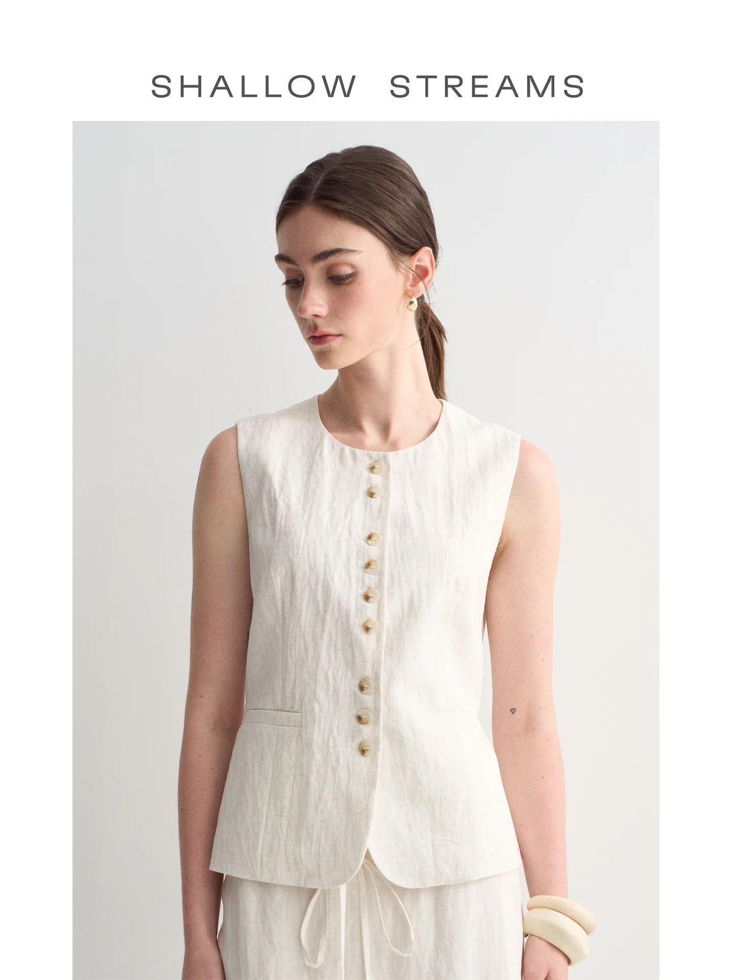 Shallow Streams Linen Tank Top round Neck Sleeveless Casual Versatile Women's Vest Fashionable Summer Shirt Single Button Clo...
Shallow Streams Linen Tank Top round Neck Sleeveless Casual Versatile Women's Vest Fashionable Summer Shirt Single Button Clo...