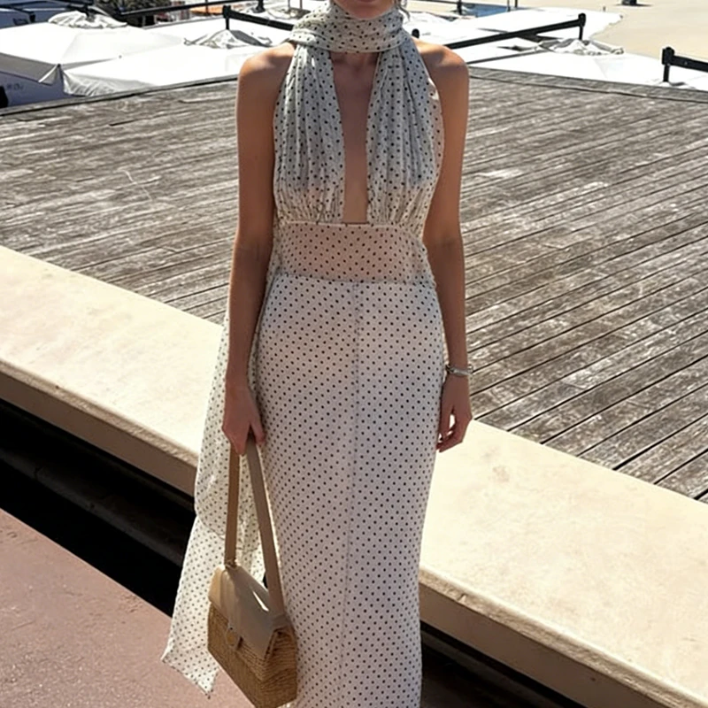 Summer Deep V Backless Polka Dot Print Hanging Neck Ribbon European American Temperament Elegant Fashion Slim Fit Long Dress
Summer Deep V Backless Polka Dot Print Hanging Neck Ribbon European American Temperament Elegant Fashion Slim Fit Long Dress