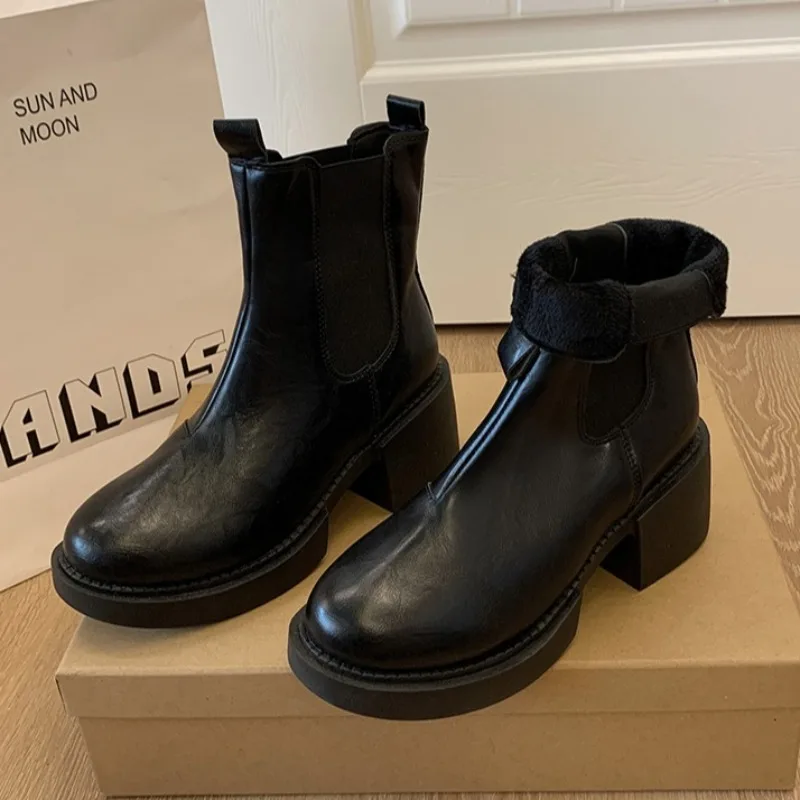 Mid Heels Women Leather Ankle Boots Designer Elegant Shoes Fashion Platform 2025 Winter Short Boots New Pumps Zapatillas Mujer 
Mid Heels Women Leather Ankle Boots Designer Elegant Shoes Fashion Platform 2025 Winter Short Boots New Pumps Zapatillas Mujer