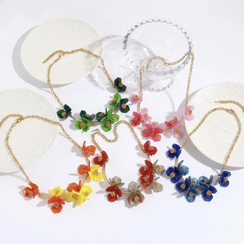 DIY accessories 2026 new flower acrylic necklace, European and American style versatile chain neck chain women's fashion pendant
DIY accessories 2026 new flower acrylic necklace, European and American style versatile chain neck chain women's fashion pendant