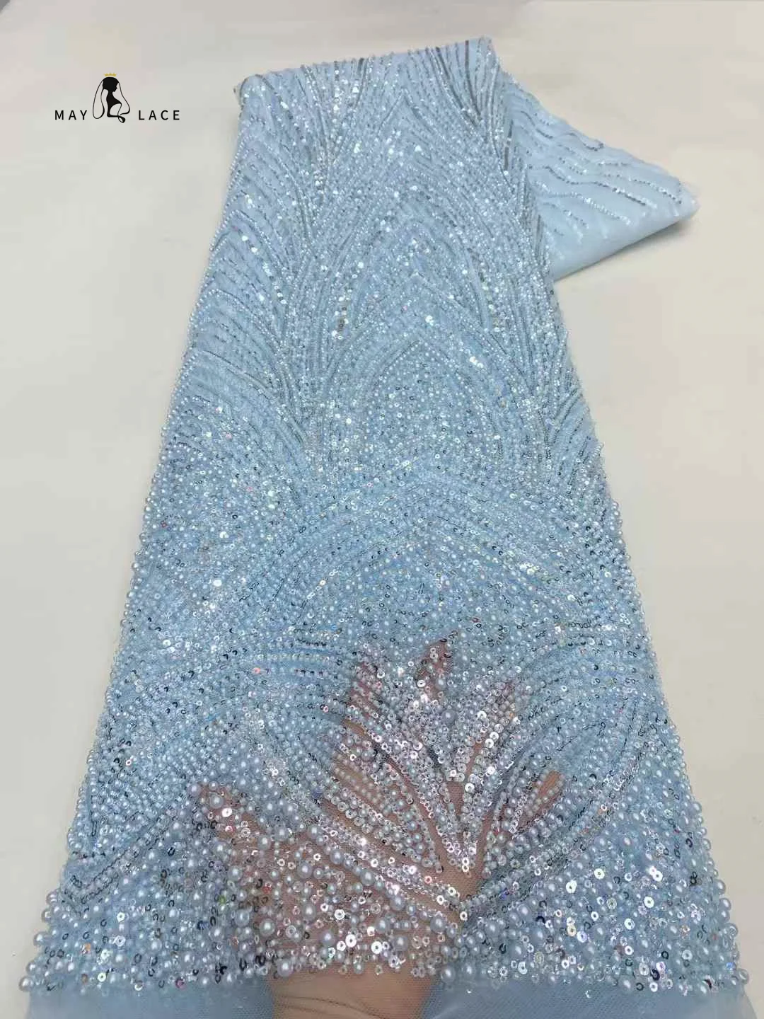 2025 Elegant African Tulle Beaded Lace Fabric Beads and Sewing Sequins French Net Mesh Laces Fabrics For Party Wedding Dresses
2025 Elegant African Tulle Beaded Lace Fabric Beads and Sewing Sequins French Net Mesh Laces Fabrics For Party Wedding Dresses