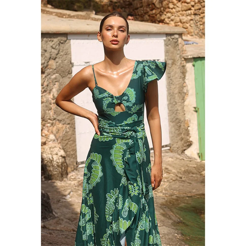 2025 Leaves Print Ruffle One Piece Swimsuit With Cover Up Women Swimwear Sexy Swim Suit Monokini Bodysuit Bathing Suit Beach
2025 Leaves Print Ruffle One Piece Swimsuit With Cover Up Women Swimwear Sexy Swim Suit Monokini Bodysuit Bathing Suit Beach