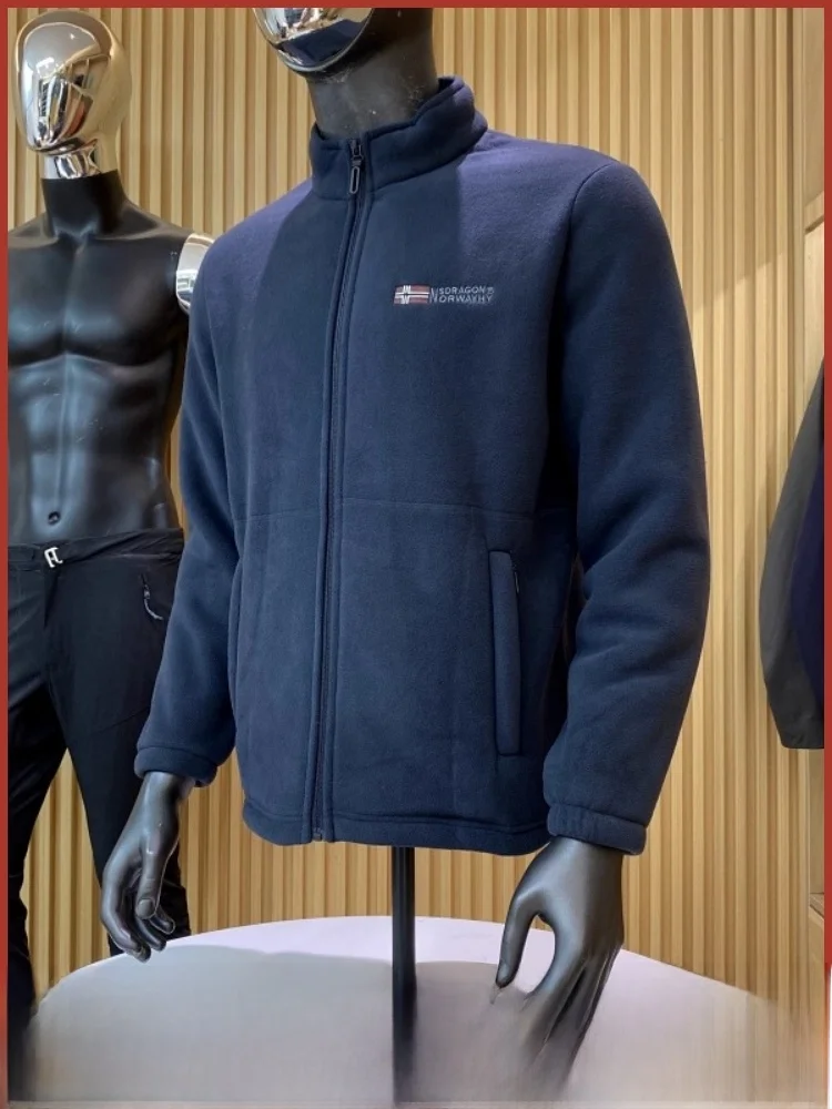 Скандинавское высококачественное уличное тонкое джет на подкладке, осенне-зимнее мужское ветрозащитное морозостойкое модное пальто с воротником-стойкой
Скандинавское высококачественное уличное тонкое джет на подкладке, осенне-зимнее мужское ветрозащитное морозостойкое модное пальто с воротником-стойкой