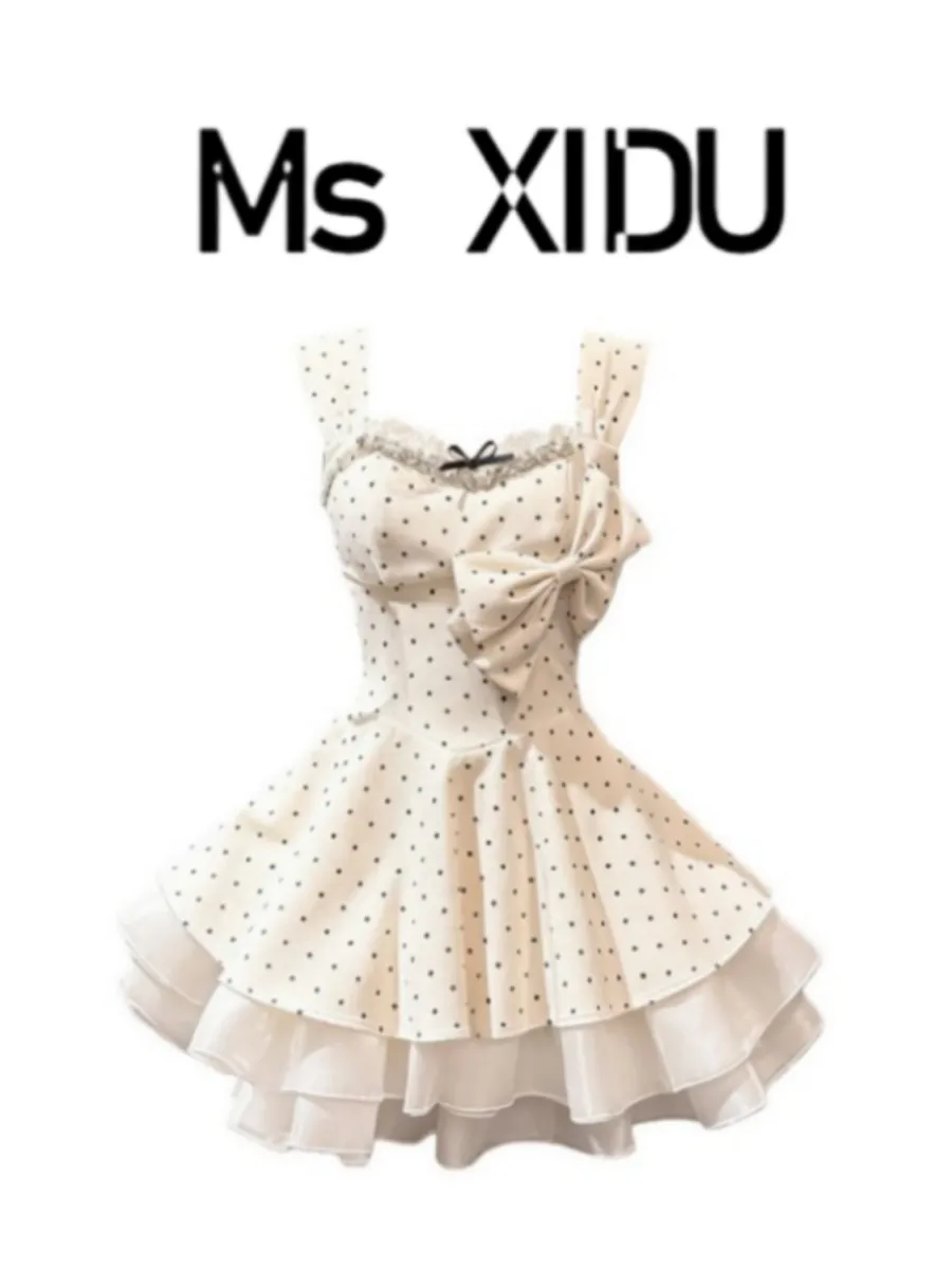 Sweet Miu Style Polka Dot Belted Halter Dress Summer A-Line Skirt Breathable Skin-Friendly Polyester No-Sleeve Zipper Closure
Sweet Miu Style Polka Dot Belted Halter Dress Summer A-Line Skirt Breathable Skin-Friendly Polyester No-Sleeve Zipper Closure