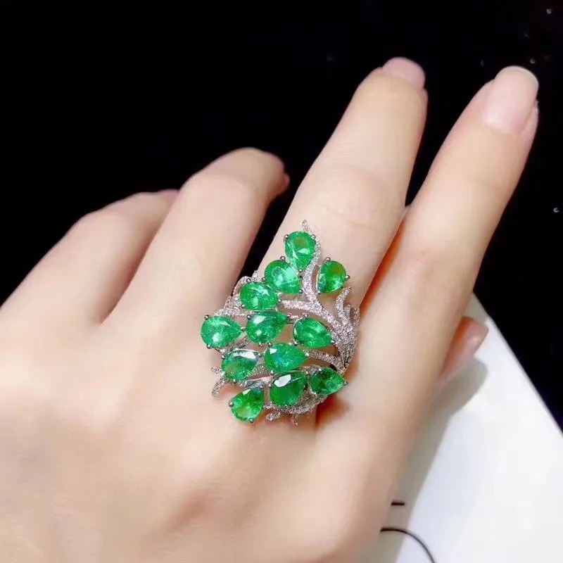 925 Sterling Silver Emerald Ring Fine Jewelry 3*4mm Luxury Jewelry Designer Engagement Rings for Women
925 Sterling Silver Emerald Ring Fine Jewelry 3*4mm Luxury Jewelry Designer Engagement Rings for Women
