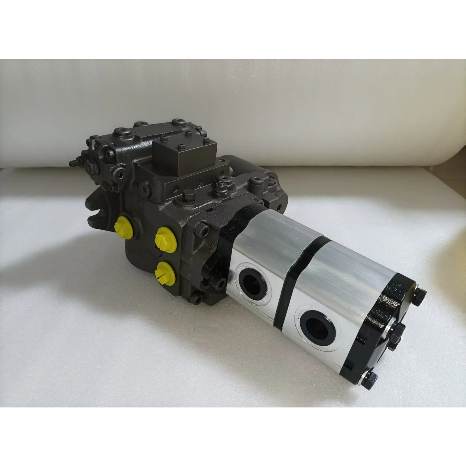 Variable Displacement Axial Piston Pump M4PV28-28 K 2 30AR6BVY1-207 With Gear Pump M4PV Full Series Hydraulic Piston Pump
Variable Displacement Axial Piston Pump M4PV28-28 K 2 30AR6BVY1-207 With Gear Pump M4PV Full Series Hydraulic Piston Pump