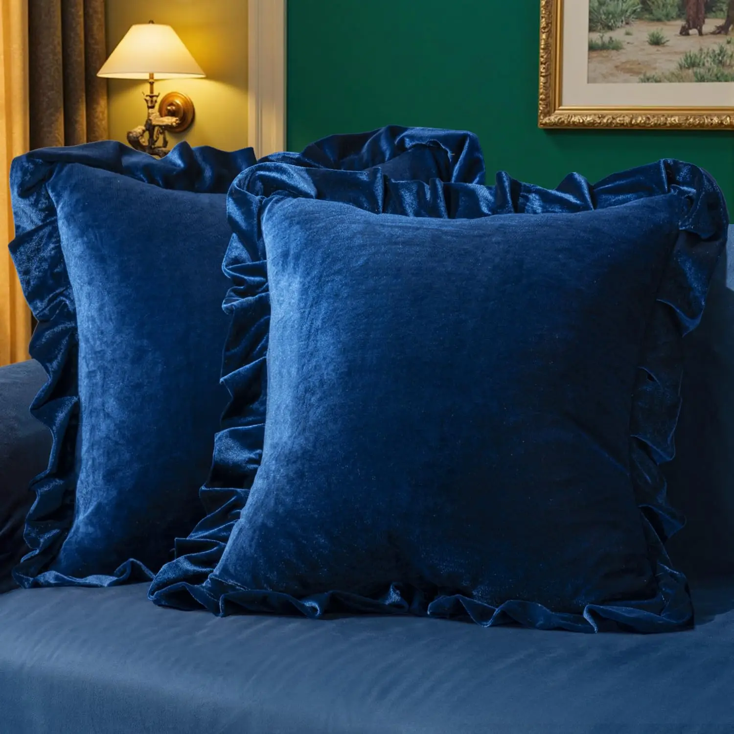 Velvet Ruffle Throw Pillow Covers Soft Luxurious Pack of 2 Cushions Vintage Gothic Decorative Ruffled Pillow Shams for Sofa
Velvet Ruffle Throw Pillow Covers Soft Luxurious Pack of 2 Cushions Vintage Gothic Decorative Ruffled Pillow Shams for Sofa