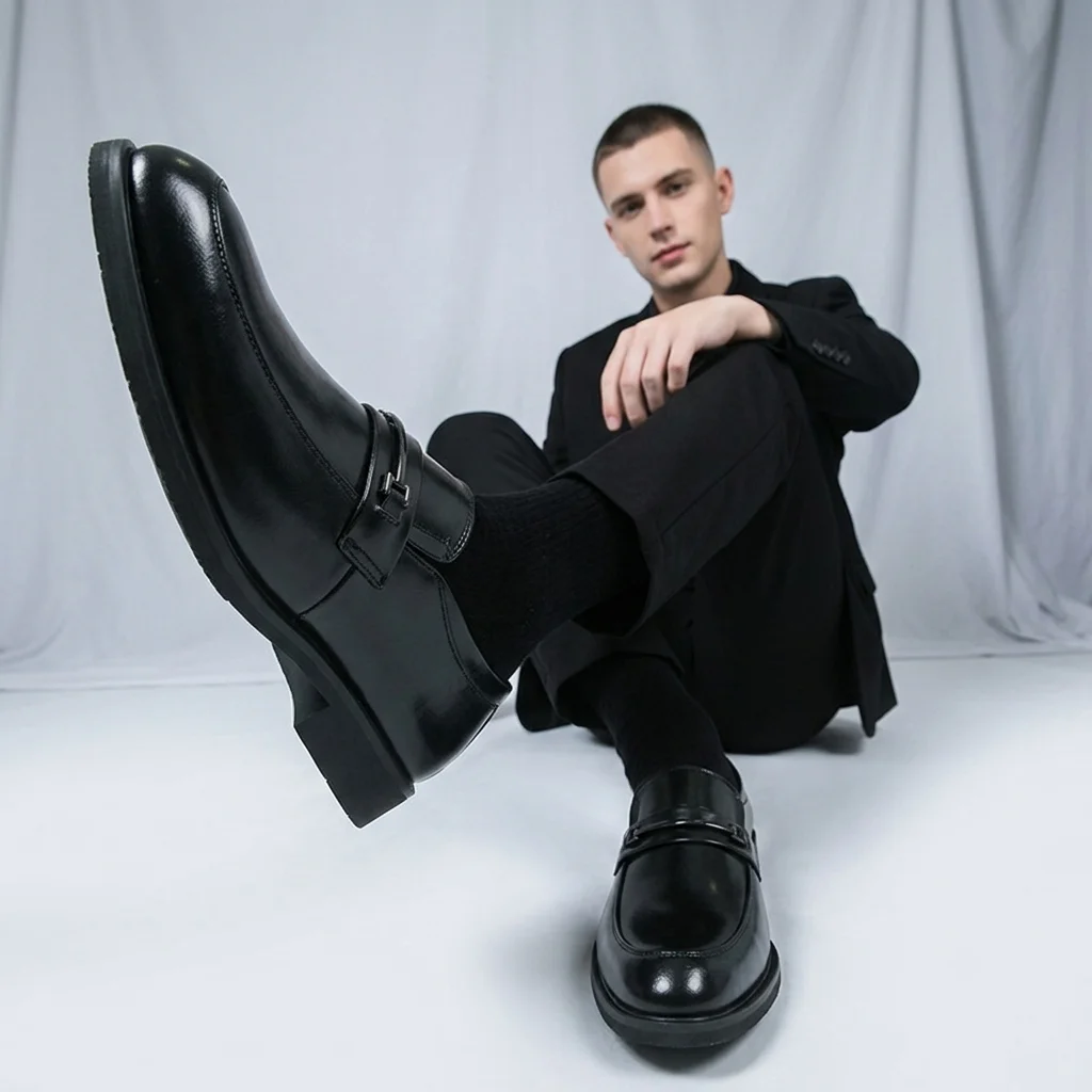 Retro Men Formal Shoes with Black Brown Soles Office Business LoafersBritish Style Social Suit Shoes Sizes 38-46 Men Shoes
Retro Men Formal Shoes with Black Brown Soles Office Business LoafersBritish Style Social Suit Shoes Sizes 38-46 Men Shoes