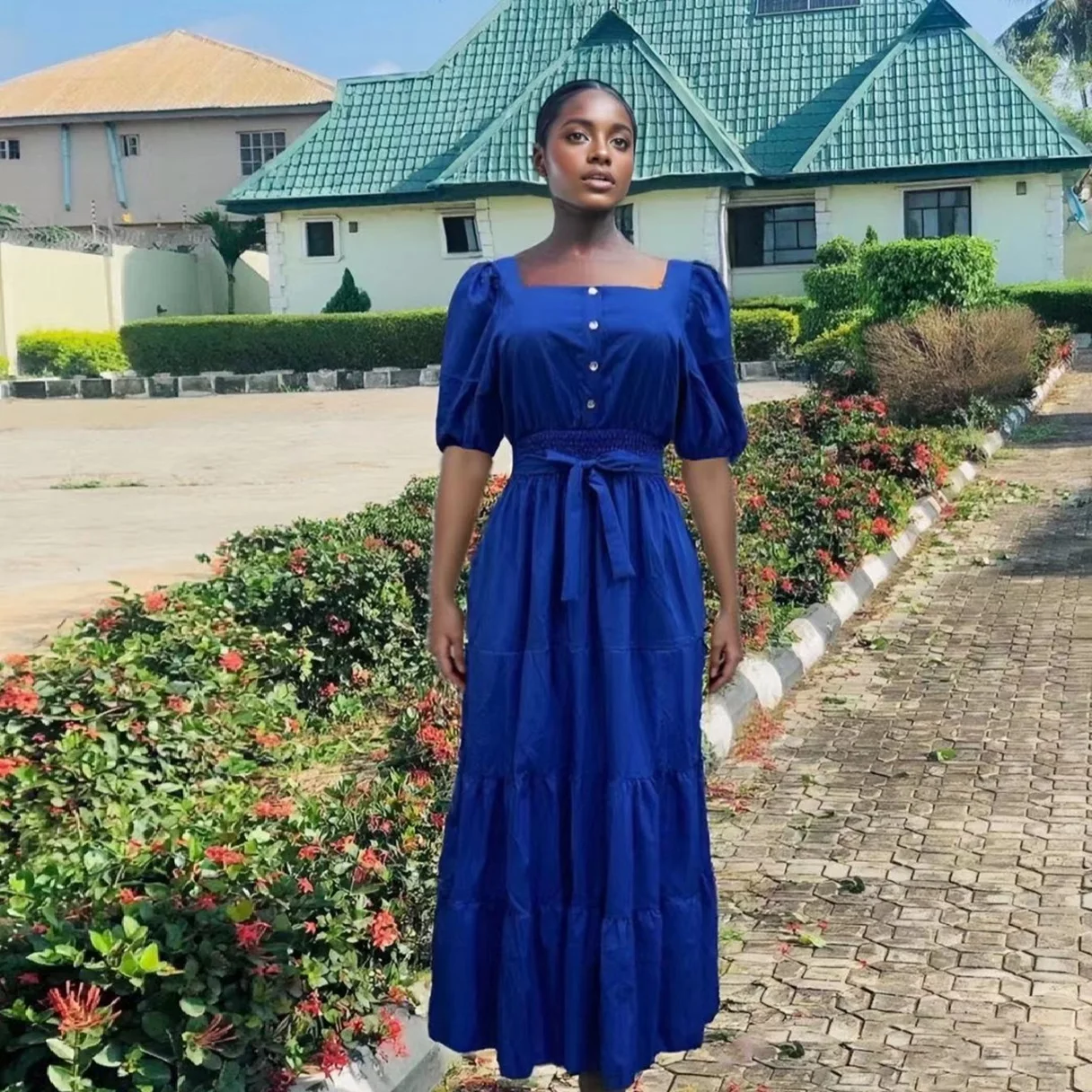 2025 New Fashion Button Short Sleeve European and American Waist Long African Solid Color Summer Women's Dress
2025 New Fashion Button Short Sleeve European and American Waist Long African Solid Color Summer Women's Dress