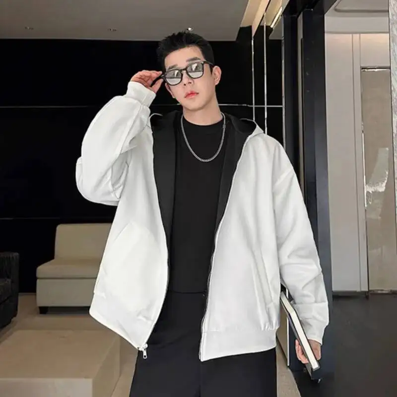 Осень 2021, мужское пальто с капюшоном в корейском стиле, контрактный цвет, молния, ниша, дизайн, повседневная одежда, мужские толстовки, куртка
Осень 2021, мужское пальто с капюшоном в корейском стиле, контрактный цвет, молния, ниша, дизайн, повседневная одежда, мужские толстовки, куртка